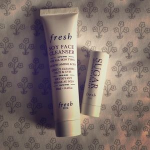 Fresh bestselling cleanser and lip duo (travel)